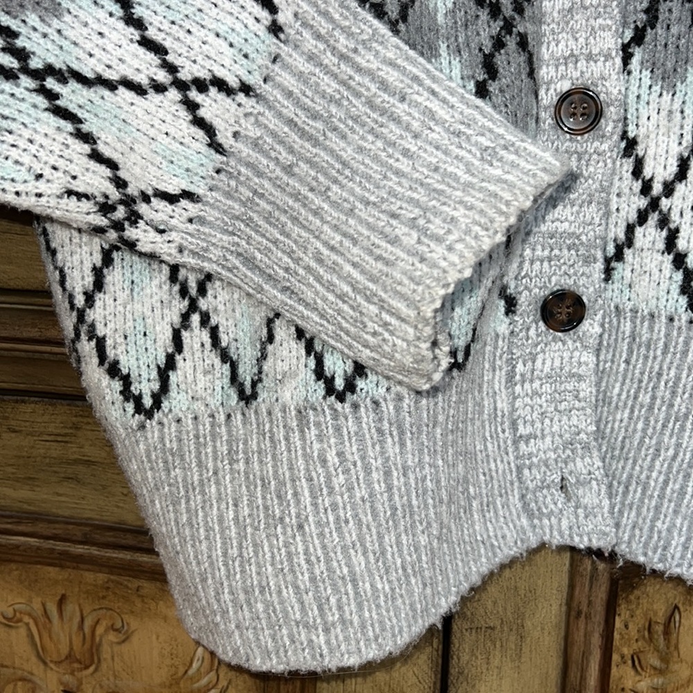 Pink Rose Argyle Cardigan - Picture 5 of 7